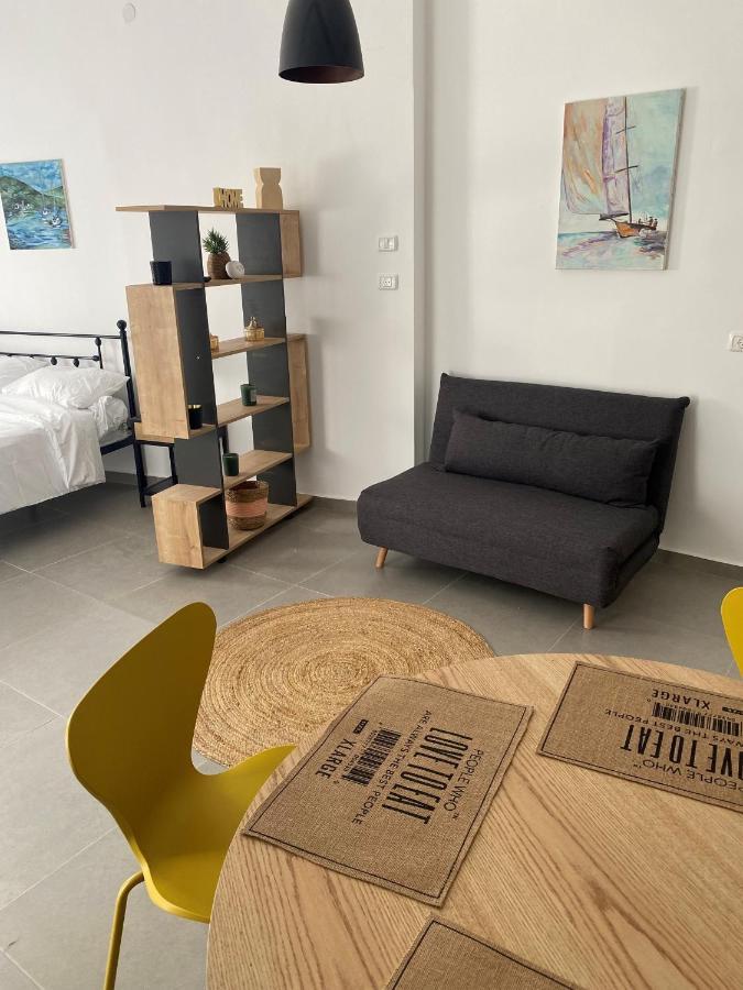 Luxury 2-Room Suite In The Center Of Downtown Хайфа Екстериор снимка