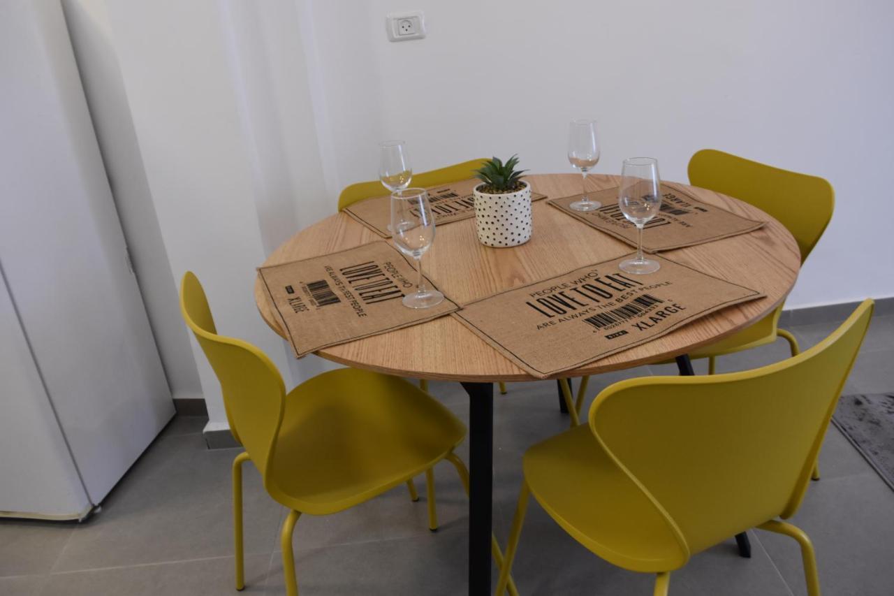 Luxury 2-Room Suite In The Center Of Downtown Хайфа Екстериор снимка