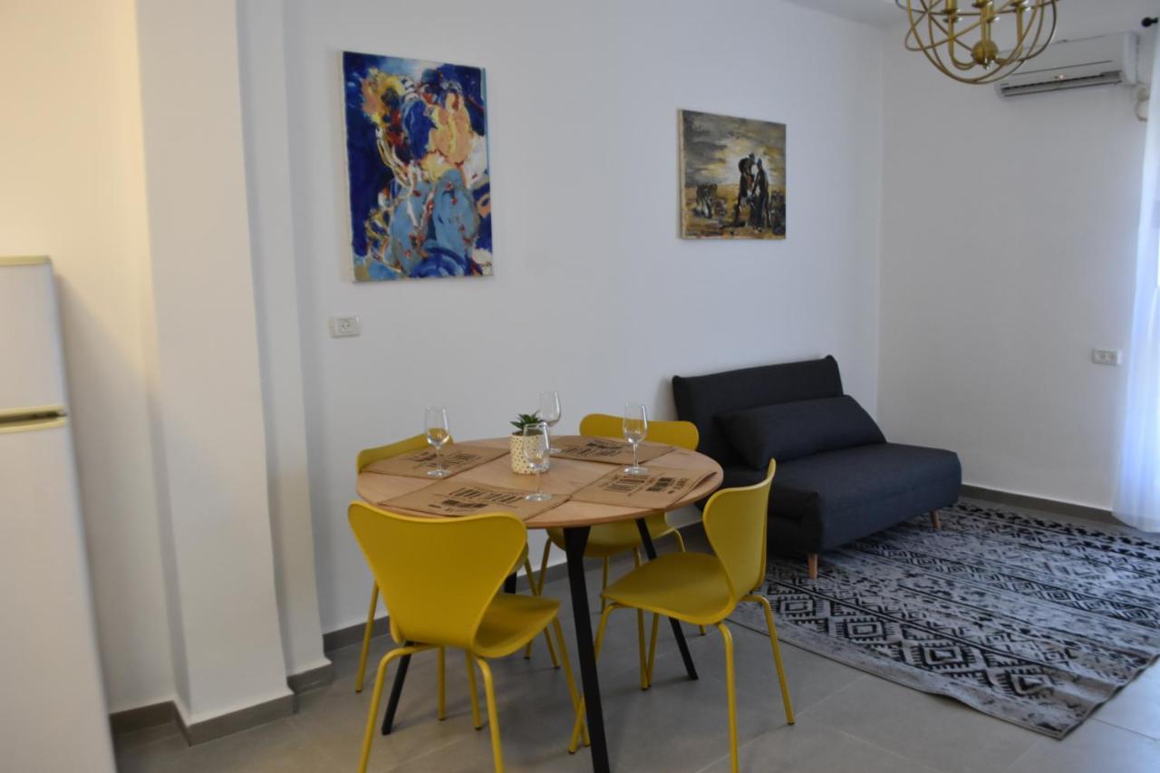 Luxury 2-Room Suite In The Center Of Downtown Хайфа Екстериор снимка