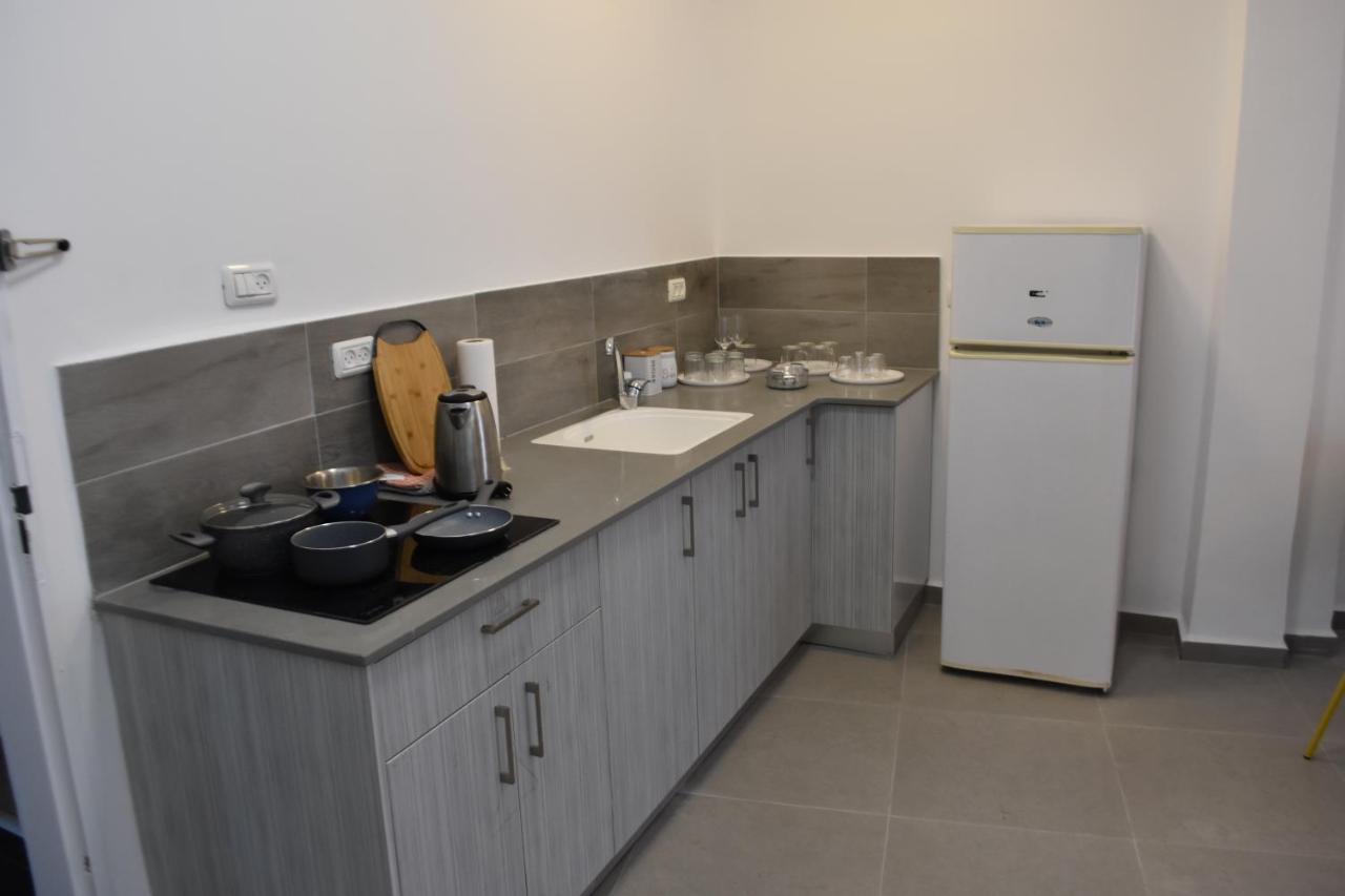 Luxury 2-Room Suite In The Center Of Downtown Хайфа Екстериор снимка