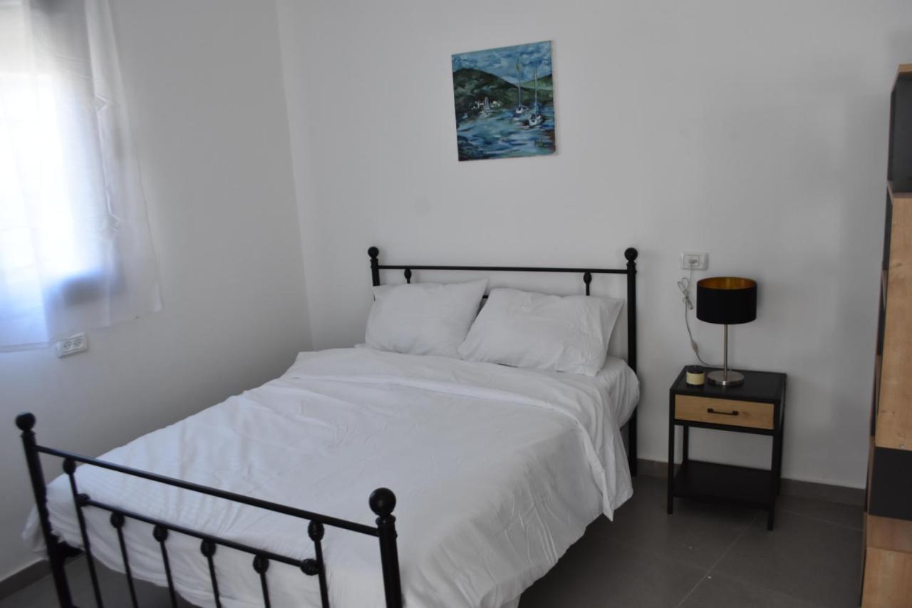 Luxury 2-Room Suite In The Center Of Downtown Хайфа Екстериор снимка