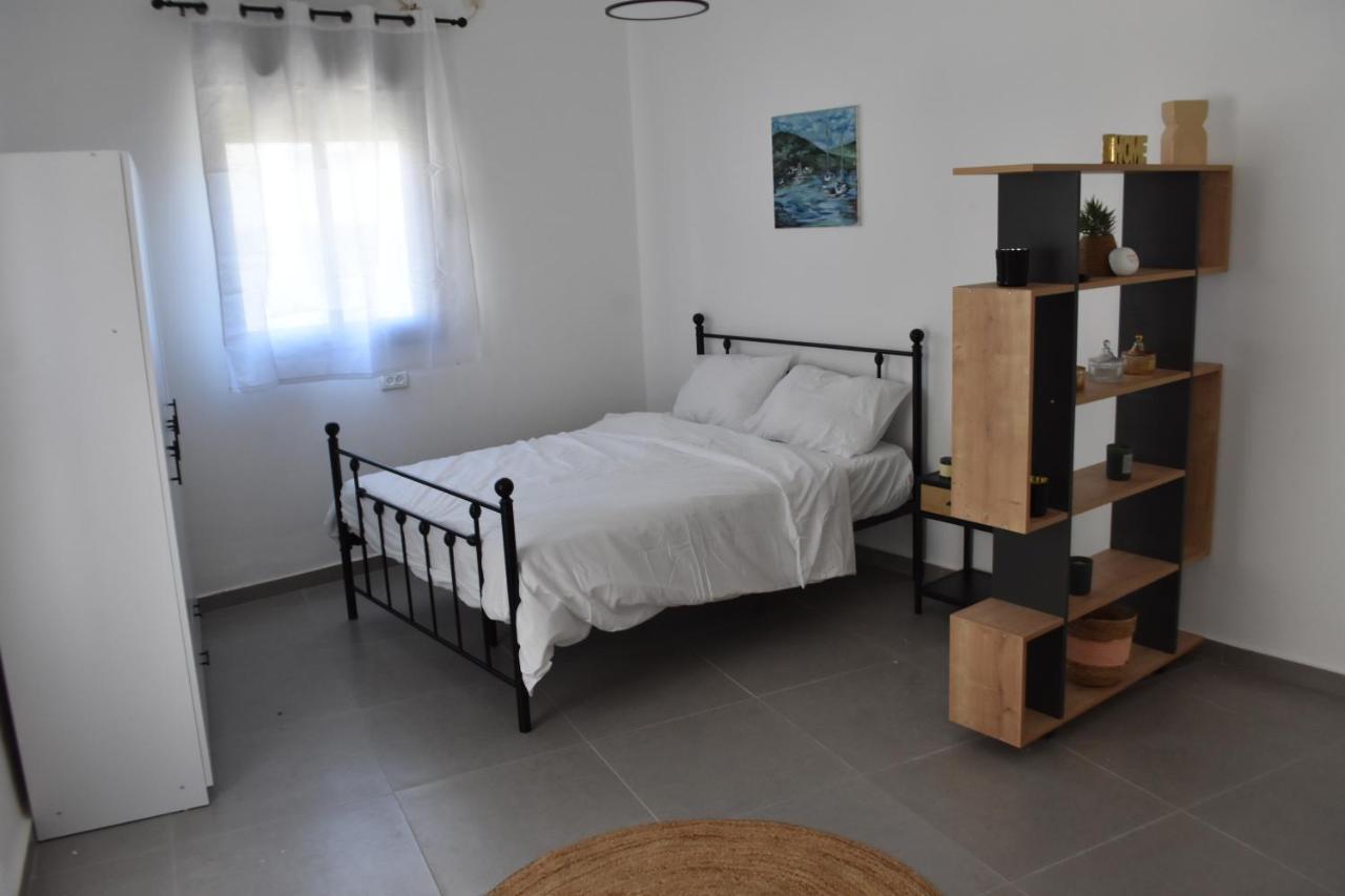 Luxury 2-Room Suite In The Center Of Downtown Хайфа Екстериор снимка